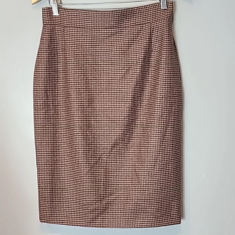 Akris Cashmere Plaid Skirt 6 Houndstooth Burgundy Brown Old Money Luxury Preppy - Picture 1 of 9